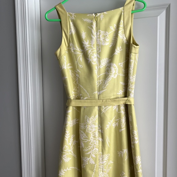 Ann Taylor 100% Silk Dress - Size 4 - Picture 4 of 8